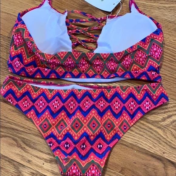 NWT Zaful Halter Argyle Crossover Bikini set (S) - Picture 5 of 8